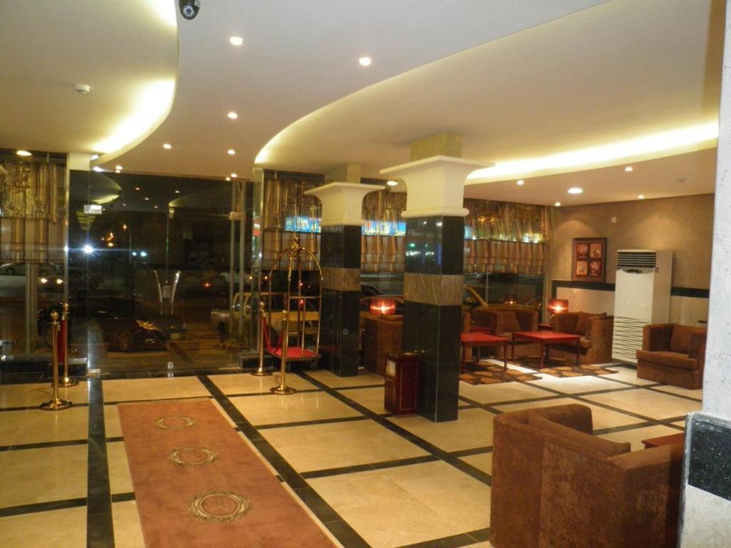 Al Muhaidb Al Nadwa Riyadh Exteriör bild