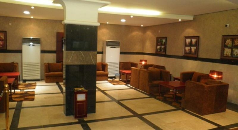 Al Muhaidb Al Nadwa Riyadh Exteriör bild